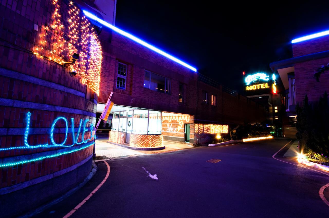 Beverly Commercial Motel Luzhu Exterior photo